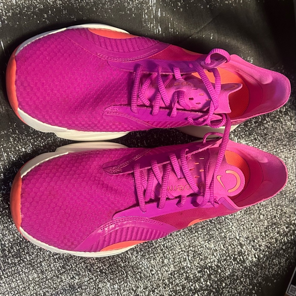 Nike Superrep Go Orange/pink Women size 10.5